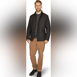 Barbour Powell Diamond Quilted Jacket in Black